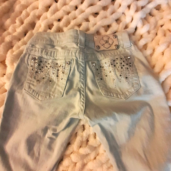 Jeans - Picture 3 of 6